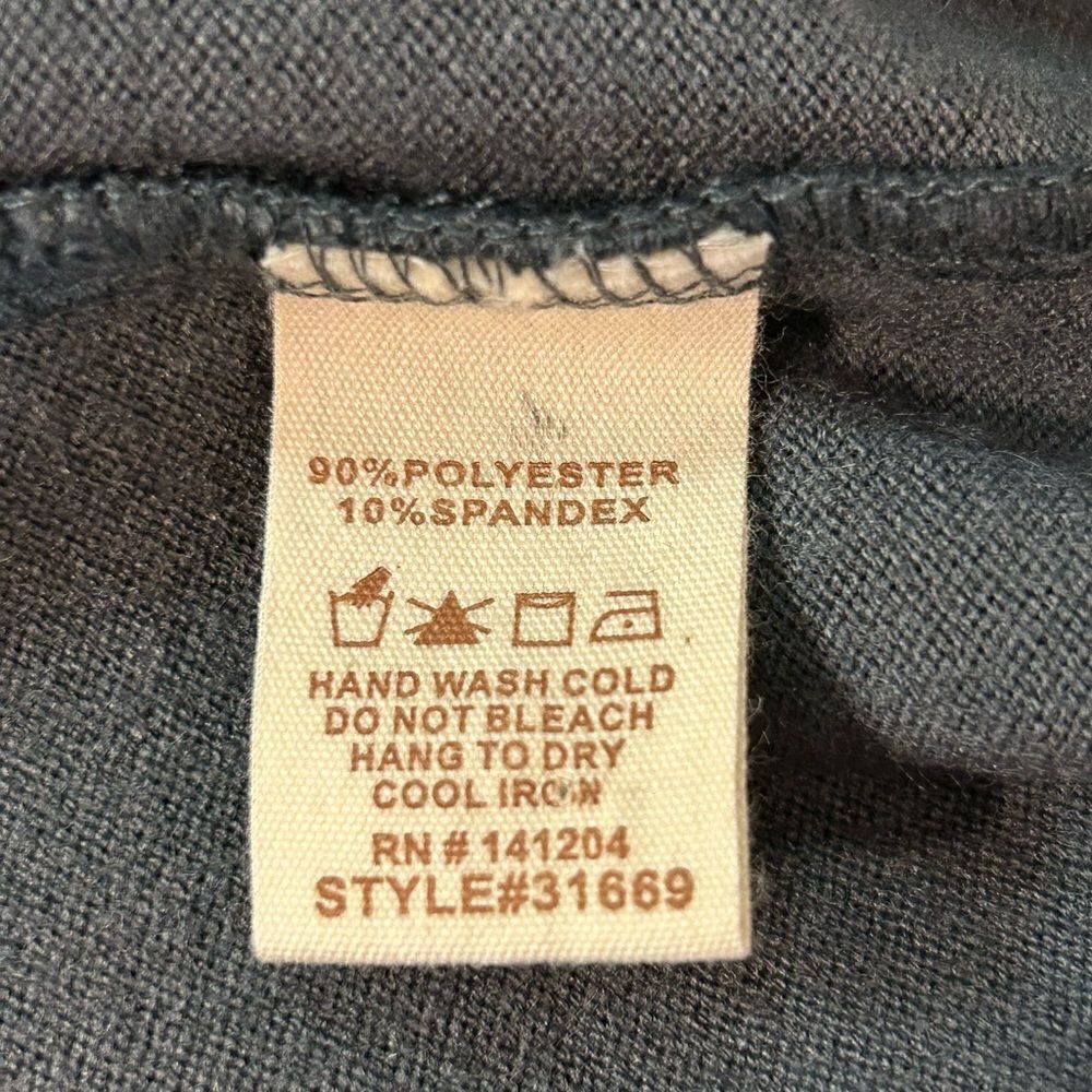 Hem & Thread dress - Picture 4 of 4